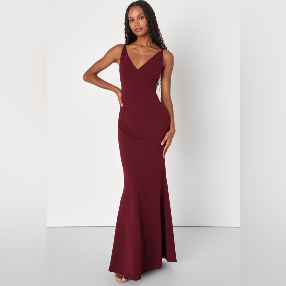 NWT Lulus plum maxi dress